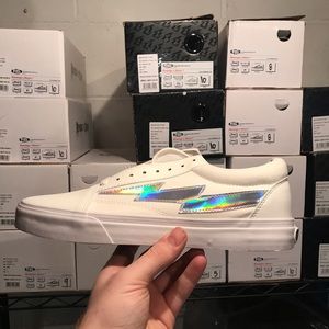 Revenge x Storm ‘Bolt White'